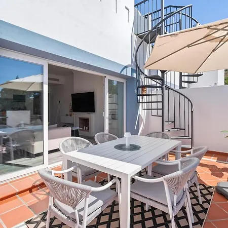 Apartment Stylish Ph With Private Rooftop & Sea Views Rdr497